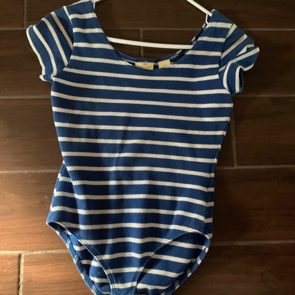 Limited America striped blue onesie - Picture 2 of 4